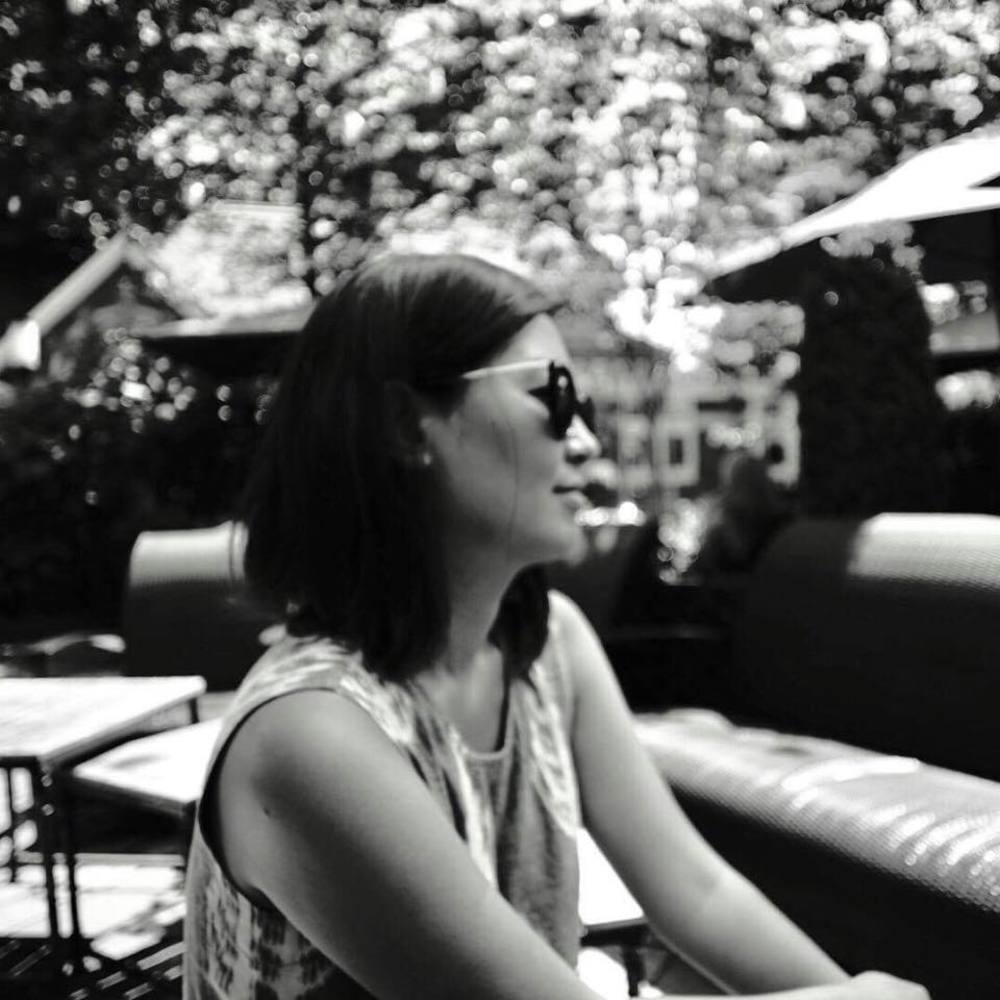 Meet your Posher, Ro